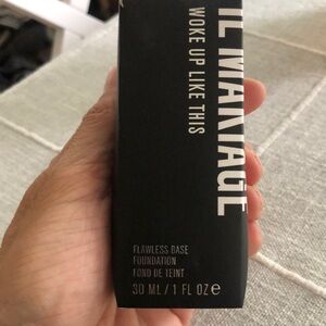 NIB Il Makiage Woke up Like This 060